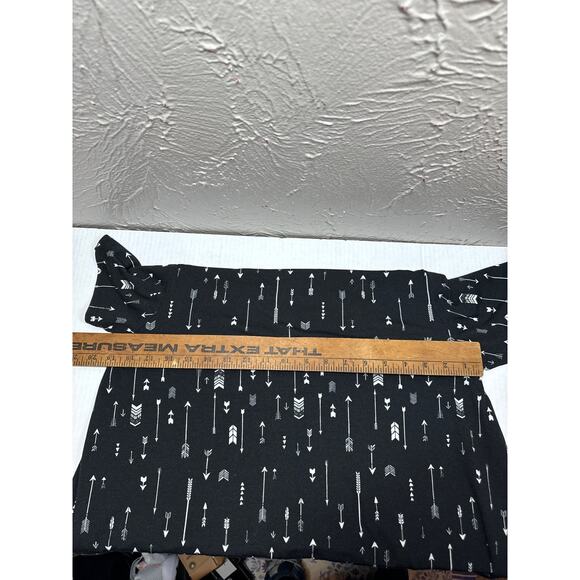 LuLaRoe Short Sleeve Round Neck Carly Stretch Swing Dress Arrows Size Medium - Picture 6 of 6